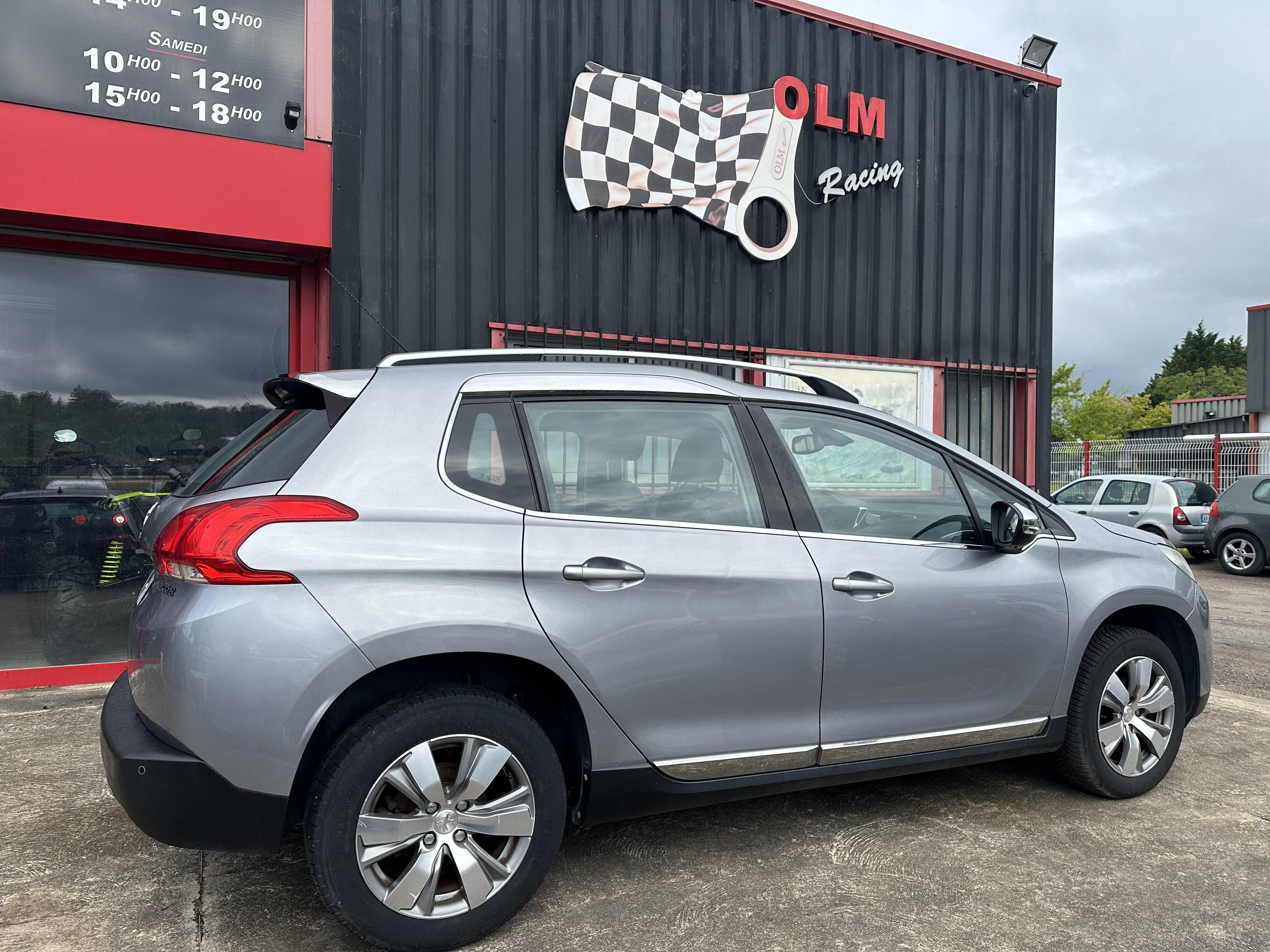 PEUGEOT 2008