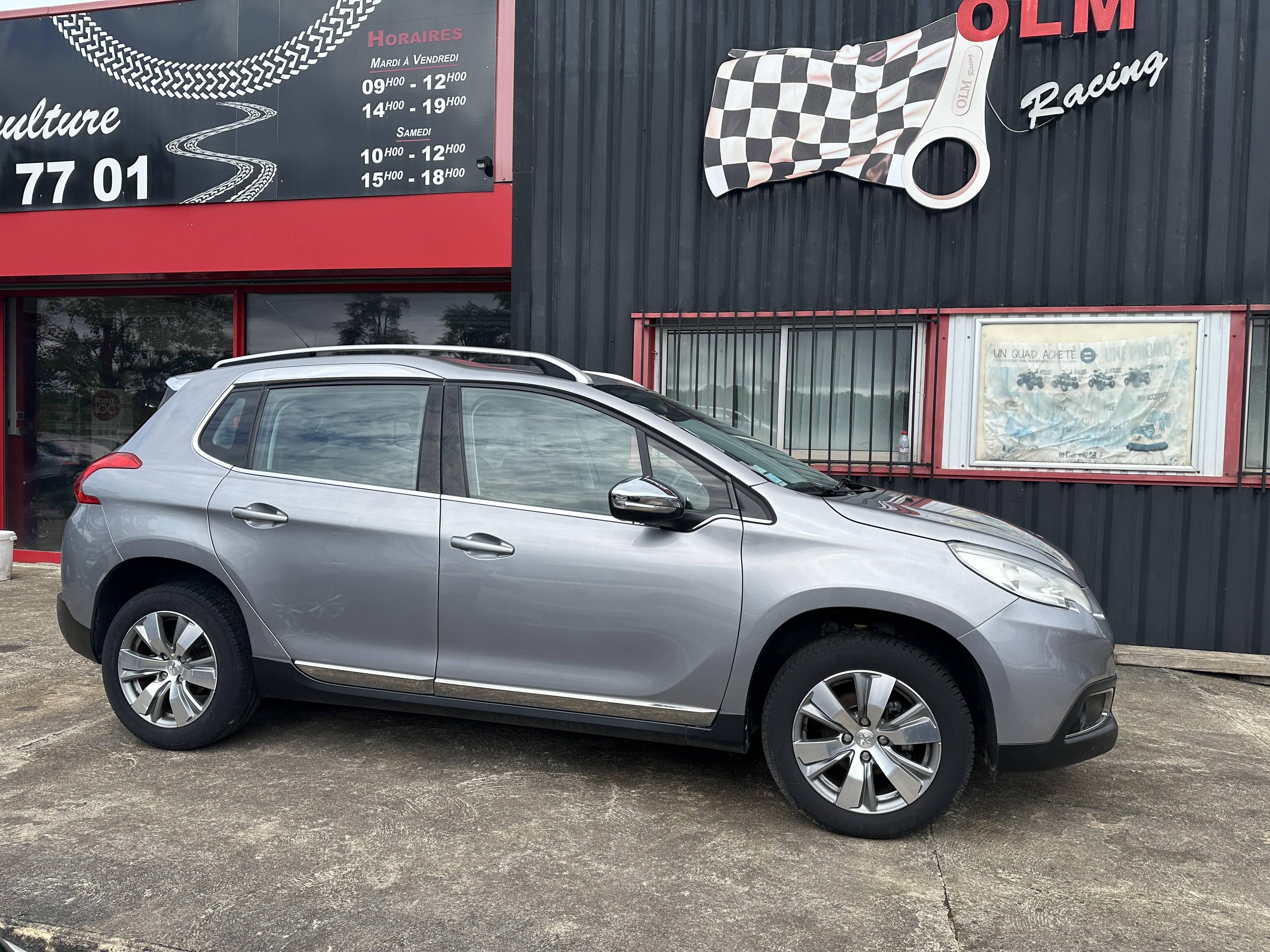 PEUGEOT 2008